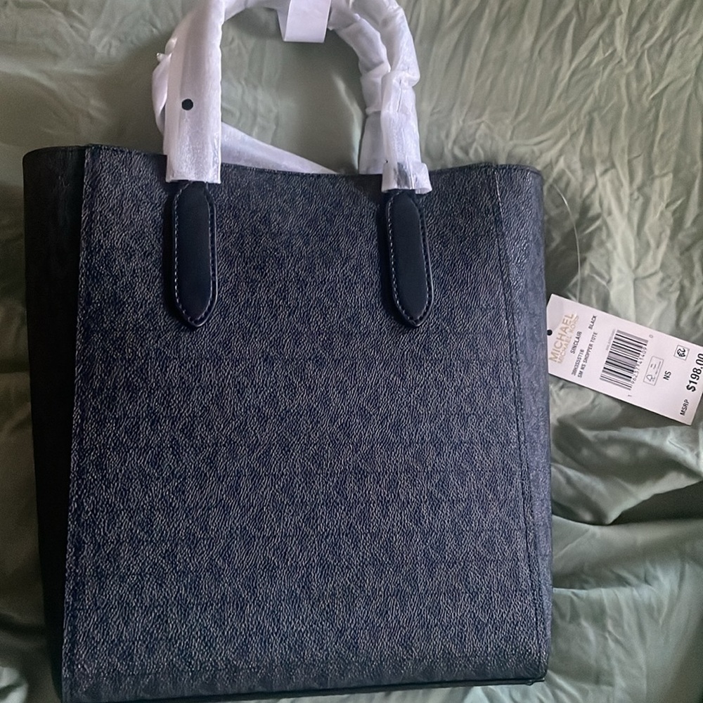 Michael Kors Shopper Tote Small - Picture 3 of 5